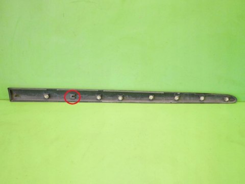 LISTWA DRZWI LEWA PRZÓD 4A KIA CARNIVAL I 5D 99-01