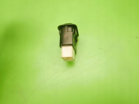 PRZEŁĄCZNIK SPRYSKIWACZA TYŁ DAIHATSU CUORE V L701