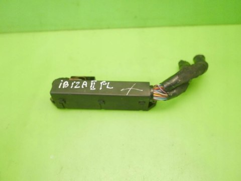 SKRZYNKA BEZPIECZNIKÓW SEAT IBIZA II FL 1.9TDI 99-
