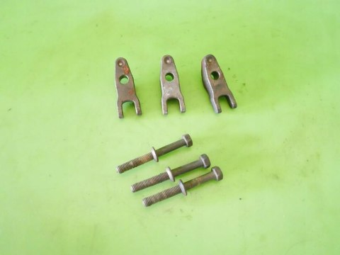 ŁAPKI WIDEŁKI WTRYSKÓW HYUNDAI I10 I PA 1.1 CRDI 07-10 ŁAPKI WIDEŁKI WTRYSKÓW HYUNDAI I10 I PA 1.1 CRDI 07-10