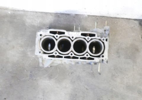 BLOK SILNIKA CITROEN C5 I PHI 1.8 16V 6FZ 01-04 BLOK SILNIKA CITROEN C5 I PHI 1.8 16V 6FZ 01-04