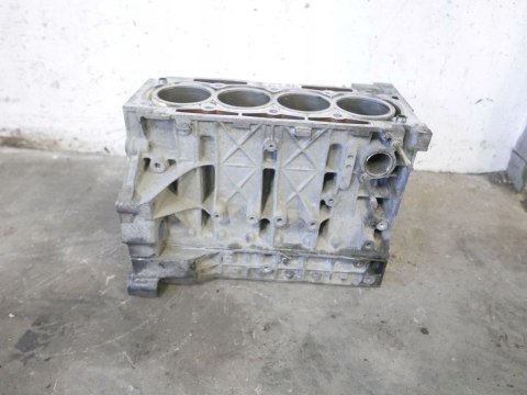 BLOK SILNIKA CITROEN C5 I PHI 1.8 16V 6FZ 01-04 BLOK SILNIKA CITROEN C5 I PHI 1.8 16V 6FZ 01-04