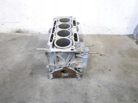 BLOK SILNIKA CITROEN C5 I PHI 1.8 16V 6FZ 01-04 BLOK SILNIKA CITROEN C5 I PHI 1.8 16V 6FZ 01-04