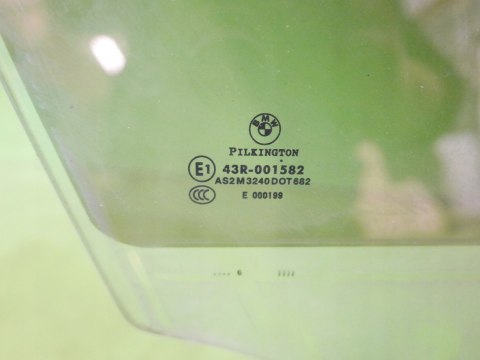 SZYBA DRZWIOWA PRAWA PRZÓD BMW E90 SEDAN 5D 04-08 SZYBA DRZWIOWA PRAWA PRZÓD BMW E90 SEDAN 5D 04-08