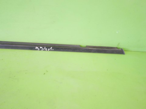 LISTWA ZGARNIAJĄCA PRAWA PRZÓD DAEWOO LANOS I T150