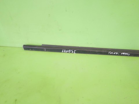 LISTWA ZGARNIAJĄCA PRAWA PRZÓD DAEWOO LANOS I T150