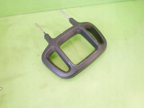 ZAGŁÓWEK LEWY TYŁ GAZ GAZELLE GAZELA II 03-10