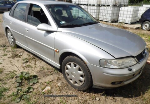 ZAGŁÓWEK LEWY TYŁ OPEL VECTRA B FL SEDAN 99-02