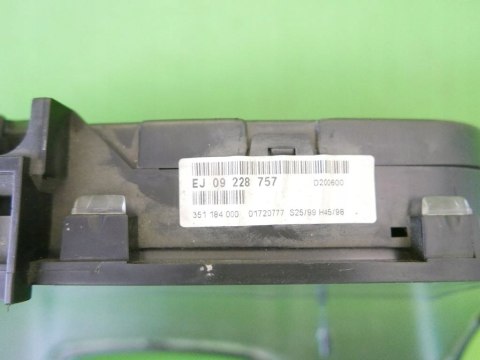 LICZNIK ZEGARY 09228757 EJ OPEL ZAFIRA A I 2.0 DI