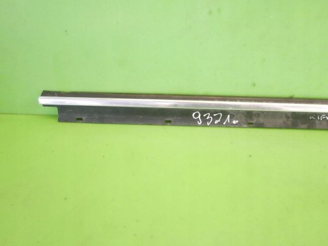 LISTWA ZGARNIAJĄCA LEWA TYŁ AUDI A6 C5 AVANT KOMBI