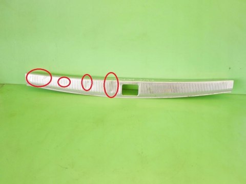 NAKŁADKA NA PAS TYLNY PRÓG BAGAŻNIKA AUDI A6 C5