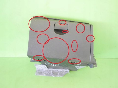 SCHOWEK Z DESKI PRAWY PASAŻERA HYUNDAI I20 I FL