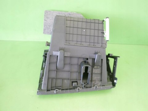 SCHOWEK Z DESKI PRAWY PASAŻERA HYUNDAI I20 I FL