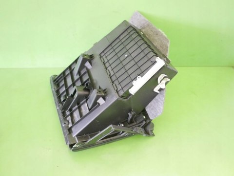 SCHOWEK Z DESKI PRAWY PASAŻERA HYUNDAI I20 I FL