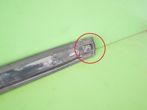 LISTWA DRZWIOWA PRAWY PRZÓD HONDA ACCORD V 96-98