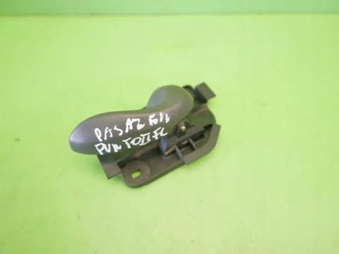 KLAMKA WEWNĘTRZNA PRAWA PRZÓD FIAT PUNTO II FL 3D KLAMKA WEWNĘTRZNA PRAWA PRZÓD FIAT PUNTO II FL 3D