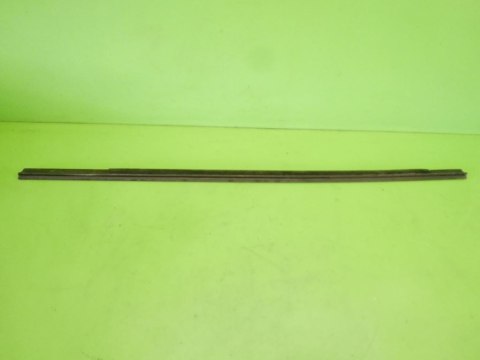 LISTWA ZGARNIAJĄCA LEWA TYŁ AUDI A4 B6 SEDAN 00-04 LISTWA ZGARNIAJĄCA LEWA TYŁ AUDI A4 B6 SEDAN 00-04