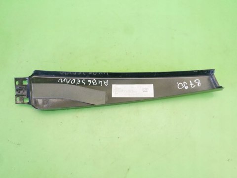 NAKŁADKA LISTWA SŁUPKA B PRAWA TYŁ AUDI A4 B6 SDN NAKŁADKA LISTWA SŁUPKA B PRAWA TYŁ AUDI A4 B6 SDN