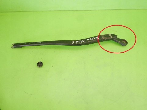 RAMIĘ WYCIERACZKI PRAWE PRZÓD AUDI A4 B6 00-04 EU RAMIĘ WYCIERACZKI PRAWE PRZÓD AUDI A4 B6 00-04 EU